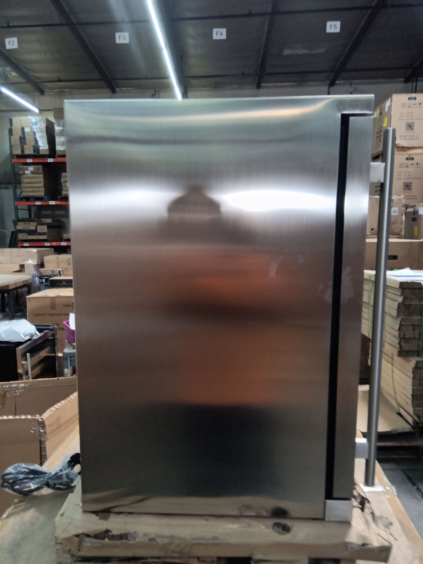 Refurbished - 24 Inch Undercounter Beverage Cooler with Heating Glass Door - Stainless Steel Door